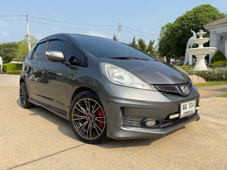 รถ Honda Jazz 1.5 SV i-VTEC สี เทา