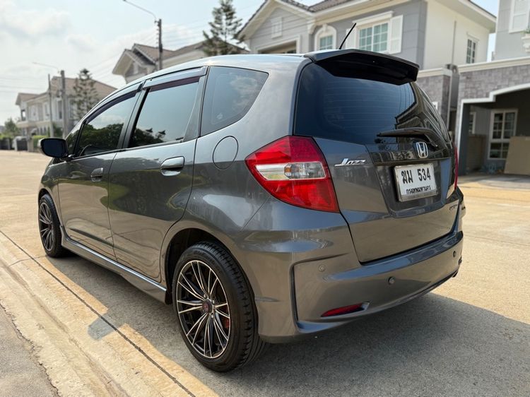 Honda Jazz 2012 1.5 SV i-VTEC Sedan เบนซิน ไม่ติดแก๊ส เกียร์อัตโนมัติ เทา รูปที่ 4