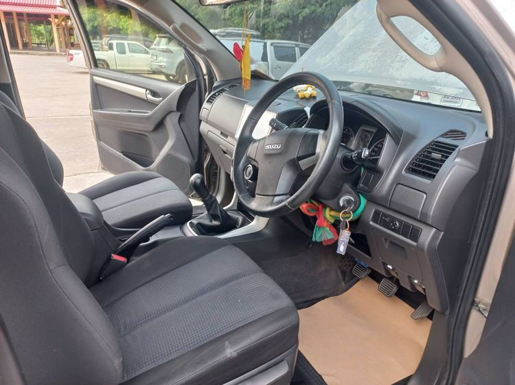 Isuzu Cab 4 2013 รุ่นย่อยอื่นๆ Pickup ดีเซล เกียร์ธรรมดา น้ำตาล รูปที่ 2