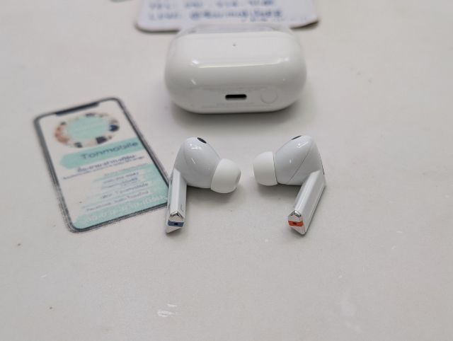 ขาย เทิร์น Samsung Galaxy Buds3 Pro White ศูนย์ไทย มีหูฟัง และเคสชาร์จ ไม่มีกล่อง และอุปกรณ์อื่น เพียง 1,990 บาท ครับ  รูปที่ 2