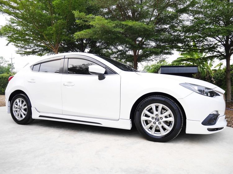 Mazda Mazda3 2014 2.0 S Sports Sedan เบนซิน ไม่ติดแก๊ส เกียร์อัตโนมัติ ขาว รูปที่ 2