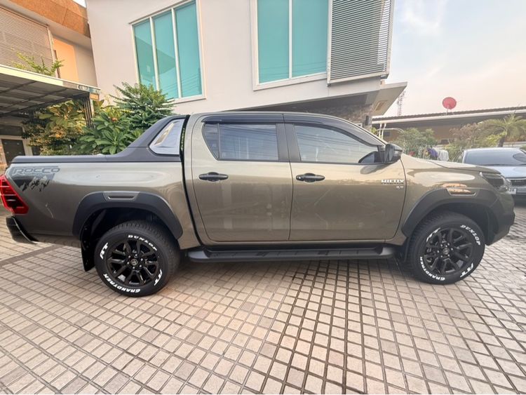 Toyota Hilux Revo 2022 Double Cab 2.8 High 4WD Pickup ดีเซล ไม่ติดแก๊ส เกียร์อัตโนมัติ น้ำตาล รูปที่ 3