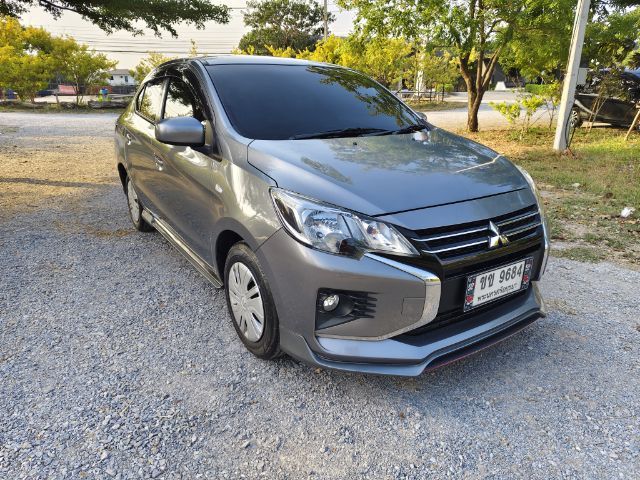 รถ Mitsubishi Attrage 1.2 GLX สี เทา