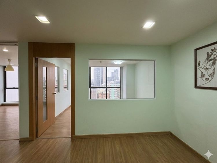 ขายสำนักงาน ออฟฟิศ พญาไท พลาซ่า ทำเลดี ติด bts พญาไท  พื้นที่ใช้สอย 93 ตารางเมตร รูปที่ 3