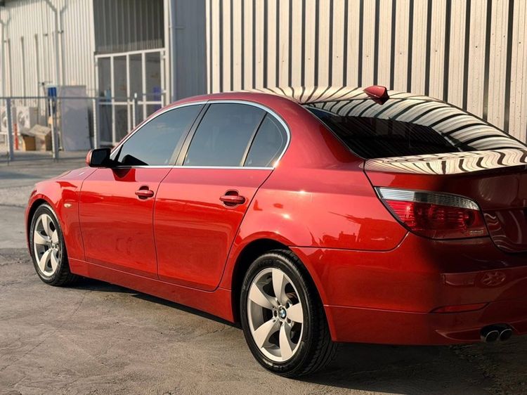 BMW Series 5 2005 525i Sedan เบนซิน เกียร์อัตโนมัติ แดง รูปที่ 3