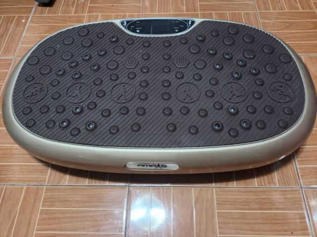 เครื่องสั่นออกกำลังกาย Amaxs
