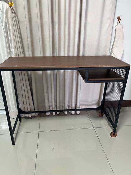โต๊ะแล็ปท็อป ikea Fjaellbo