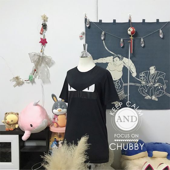 เสื้อยืดสีดำเฟนดิ Fendi Tape Bad Bugs T-Shirt รูปที่ 2