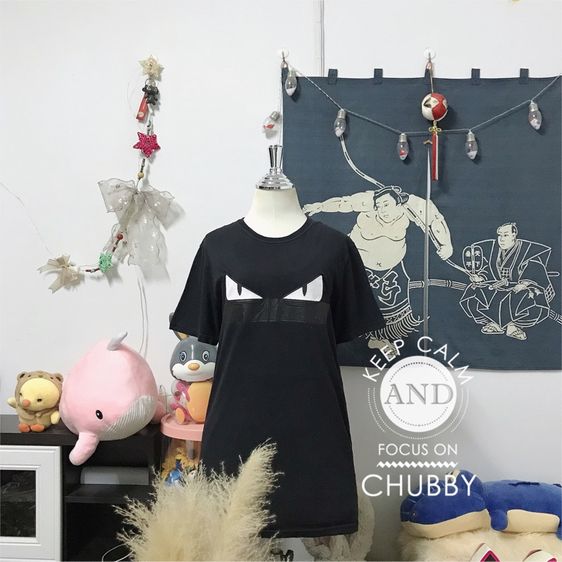 เสื้อยืดสีดำเฟนดิ Fendi Tape Bad Bugs T-Shirt