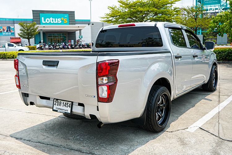 Isuzu D-MAX 2022 1.9 S Pickup ดีเซล ไม่ติดแก๊ส เกียร์ธรรมดา เทา รูปที่ 4