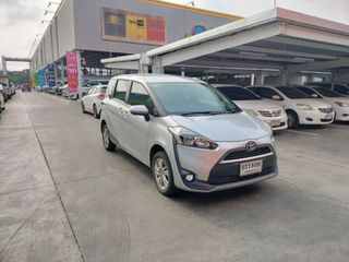 TOYOTA SIENTA 1.5G AT ออกรถแค่3,000 รถบ้านมือเดียว รถเลขไมล์น้อย