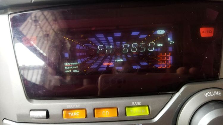 Panasonic SA-AK65 พร้อมลำโพง made in Singapore ระบบไบ-แอมป์ ไบ-ไวร์  ใช้งานขยายได้ ไฟ 220
ช่อง TAPE เล่นได้เสียงออกแต่กินเทป