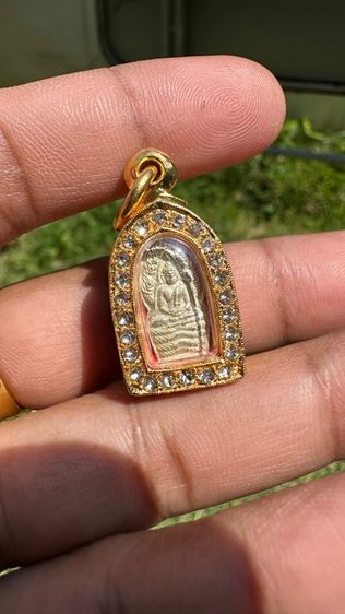 ปล่อยพระค่ะ