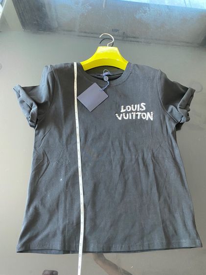 หลุยส์วิตตอง (ติดจองค่ะ)เสื้อยืดแขนสั้น สภาพใหม่เอี่ยม  รูปที่ 6