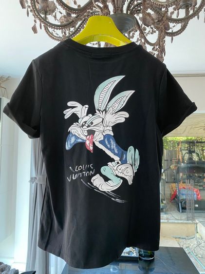 หลุยส์วิตตอง เสื้อยืดแขนสั้น สภาพใหม่เอี่ยม 