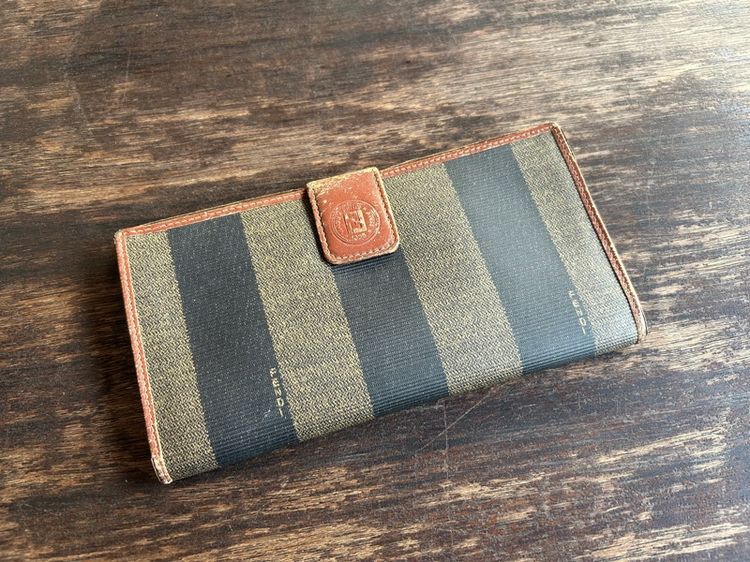 Fendi Pequin stripe Wallet รูปที่ 3