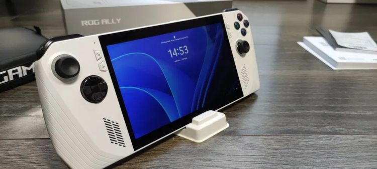 เครื่องเล่นเกม Asus ROG Ally รุ่น Extreme สภาพเหมือนใหม่ รูปที่ 4
