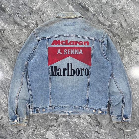 เสื้อเชิ้ตยีนส์ Bossini x Marlboro McLaren แท้ 💯 size M ขนาดอก 22 ยาว 27 สภาพดีมาก ดีเทลสีเฟดสวย เนื้อผ้าดีมากครับ รูปที่ 7