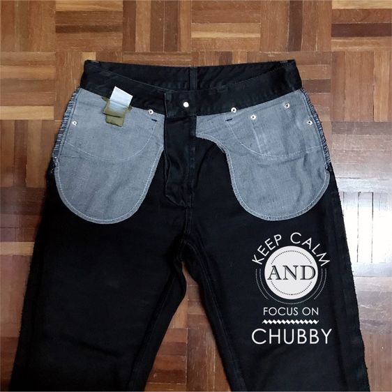 กางเกงยีนส์เอวกลางทรงกระบอกดเกสส์เเท่มาก GUESS JEANS Size เป้า 10 เอว 28 สะโพก 38 ยาว 37 รูปที่ 7
