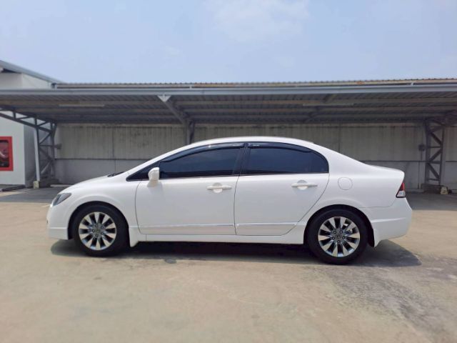 Honda Civic 2010 1.8 E i-VTEC Sedan เบนซิน ไม่ติดแก๊ส เกียร์อัตโนมัติ ขาว รูปที่ 3