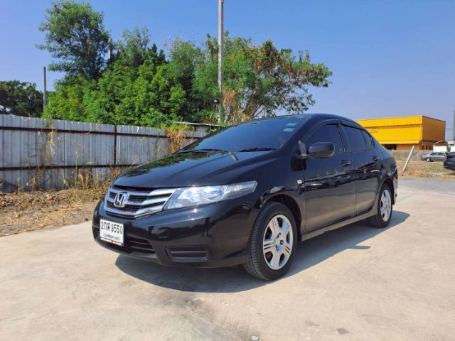 Honda City 2013 1.5 S CNG Sedan เบนซิน NGV เกียร์อัตโนมัติ ดำ รูปที่ 3
