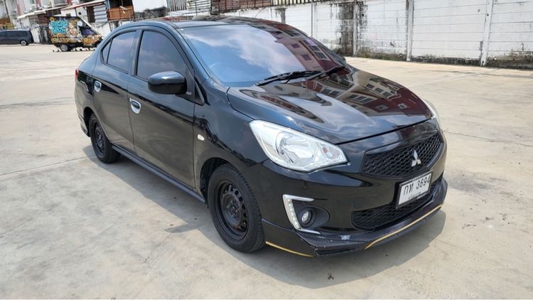 รถ Mitsubishi Attrage 1.2 GLX สี ดำ