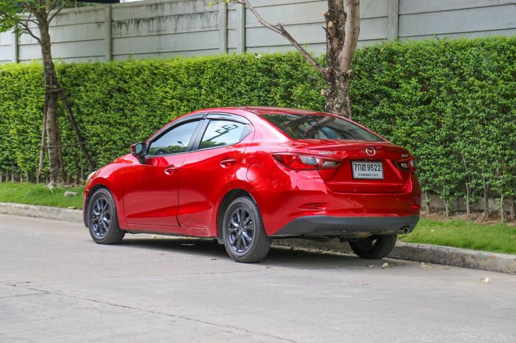 Mazda Mazda 2 2018 1.3 High Connect Sedan เบนซิน ไม่ติดแก๊ส เกียร์อัตโนมัติ แดง รูปที่ 4