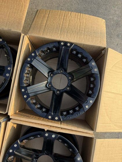 ล้อแม็ก Yachiyoda XT16 ขอบ16นิ้ว 6รู139.7 ET0 ดำด้าน กว้าง8.5นิ้ว

 รูปที่ 6