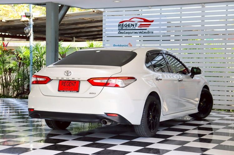 Toyota Camry 2020 2.0 G Sedan เบนซิน ไม่ติดแก๊ส เกียร์อัตโนมัติ ขาว รูปที่ 4