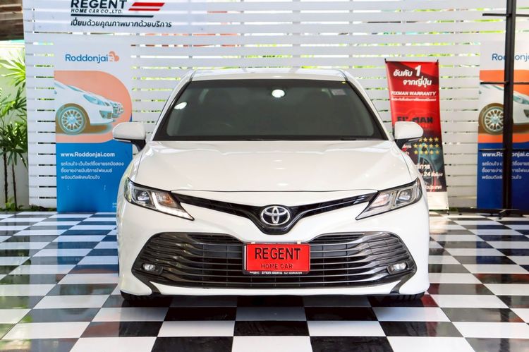 Toyota Camry 2020 2.0 G Sedan เบนซิน ไม่ติดแก๊ส เกียร์อัตโนมัติ ขาว รูปที่ 2