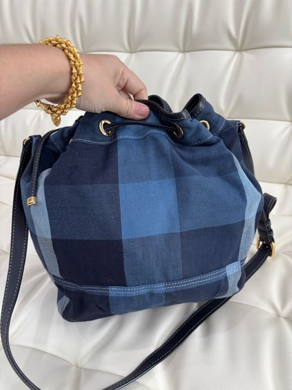 Blue Label กระเป๋าสะพายทรงจีบ  รูปที่ 4