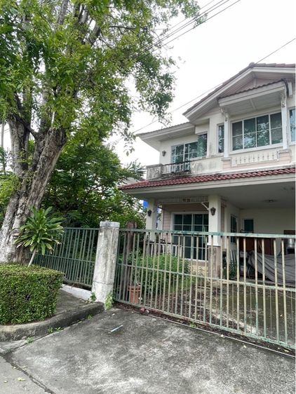 Land and Houses มีบางส่วน 2010 หมุ่บ้าน ชลลดา  วัดลาดปลาดุก รูปที่ 2