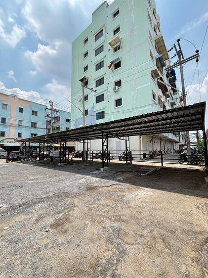 ขายที่ พร้อมกิจการเช่าจอดรถ (สุคนธสวัสดิ์16)  ทำเลดี