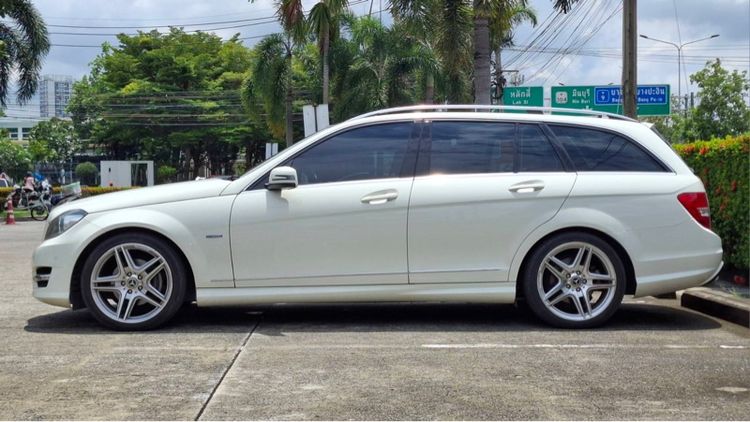 Mercedes-Benz C-Class 2012 C180 AMG Utility-car เบนซิน ไม่ติดแก๊ส เกียร์อัตโนมัติ ขาว รูปที่ 2