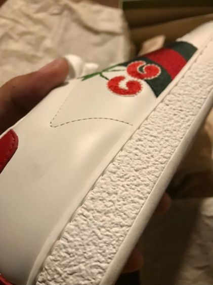 Gucci sneakers  รูปที่ 2