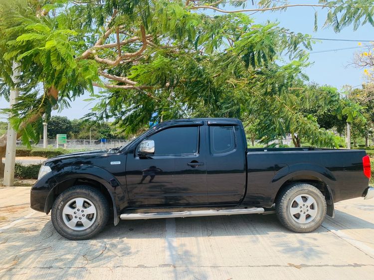 Nissan Navara 2011 2.5 S King Cab Pickup ดีเซล ไม่ติดแก๊ส เกียร์ธรรมดา ดำ รูปที่ 2