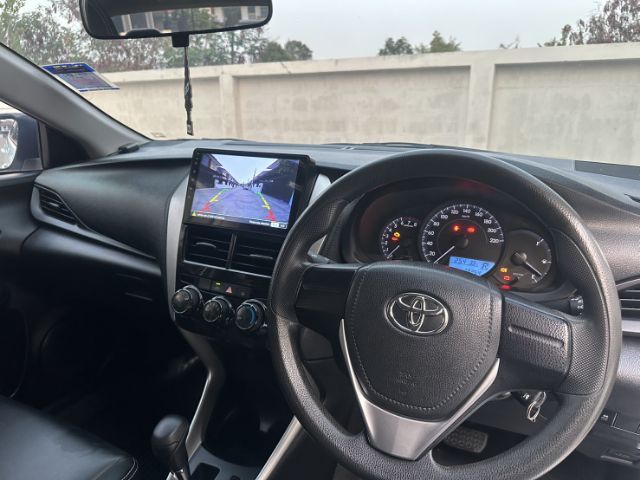 Toyota Yaris ATIV 2020 1.2 J เบนซิน เกียร์อัตโนมัติ ขาว รูปที่ 4