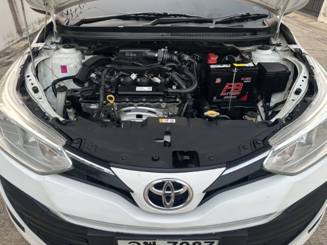 Toyota Yaris ATIV 2020 1.2 J เบนซิน เกียร์อัตโนมัติ ขาว รูปที่ 3