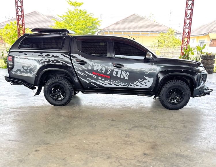 Mitsubishi Triton 2019 2.4 GT Premium 4WD Pickup ดีเซล ไม่ติดแก๊ส เกียร์อัตโนมัติ เทา รูปที่ 4