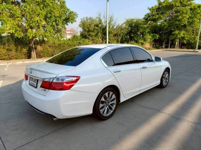 Honda Accord 2013 2.4 EL i-VTEC Sedan เบนซิน เกียร์อัตโนมัติ ขาว รูปที่ 3