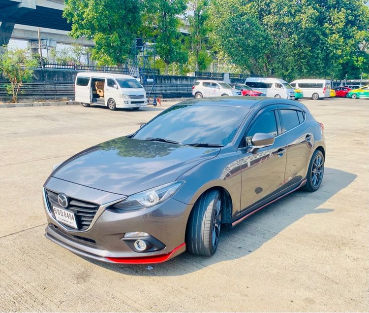 Mazda Mazda3 2017 2.0 SP Sports Sedan เบนซิน ไม่ติดแก๊ส เกียร์อัตโนมัติ น้ำตาล รูปที่ 3