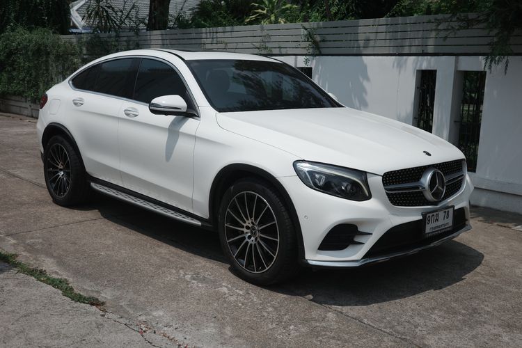 รถ Mercedes-Benz GLC-Class GLC250 สี ขาว