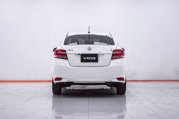 Toyota Vios 2017 1.5 G Sedan เบนซิน ไม่ติดแก๊ส เกียร์อัตโนมัติ ขาว รูปที่ 4