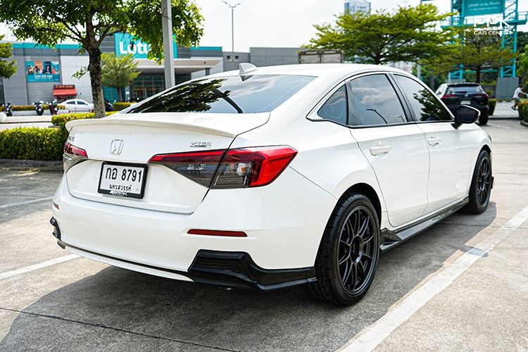 Honda Civic 2021 1.5 EL+ Sedan เบนซิน ไม่ติดแก๊ส เกียร์อัตโนมัติ ขาว รูปที่ 4