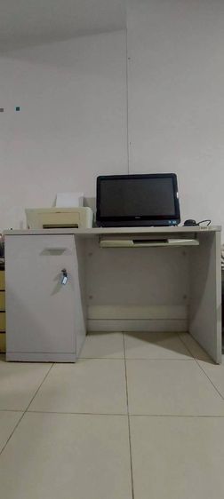 ขายครับ โต๊ะทำงานพร้อมเก้าอี้ รูปที่ 4