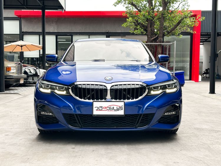BMW Series 3 2020 330i Sedan เบนซิน เกียร์อัตโนมัติ น้ำเงิน รูปที่ 2