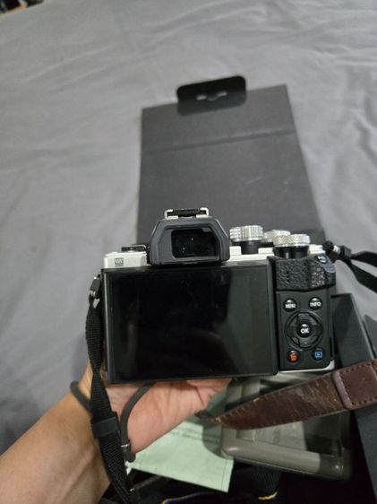 กล้องมิลเลอร์เลส ไม่กันน้ำ Olympus OM-D E-M10 Mark III