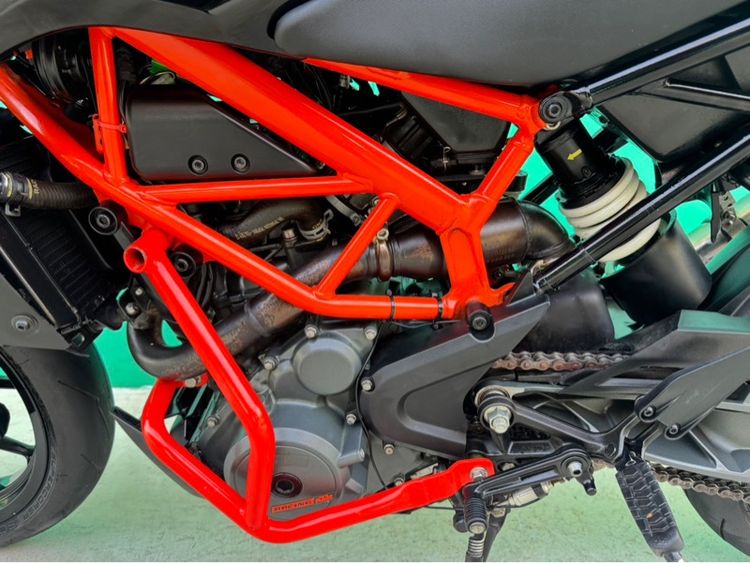 KTM 390 Duke สีดำ ปี17จด20 วิ่ง9,000โล  รถมือเดียว  รูปที่ 15