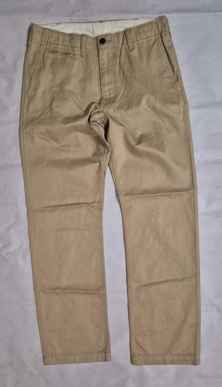 uniqlo chino สีน้ำตาลอ่อน