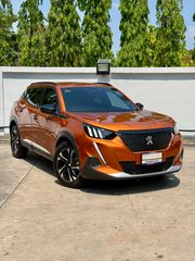 Peugeot 2008 Allure ปี 2023 สีส้ม Fusion Orange ไมล์น้อย